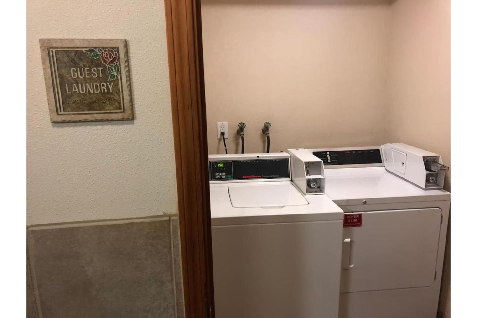シャイロ イン ポートランド ローズ ガーデン コンベンション センター エクステリア 写真